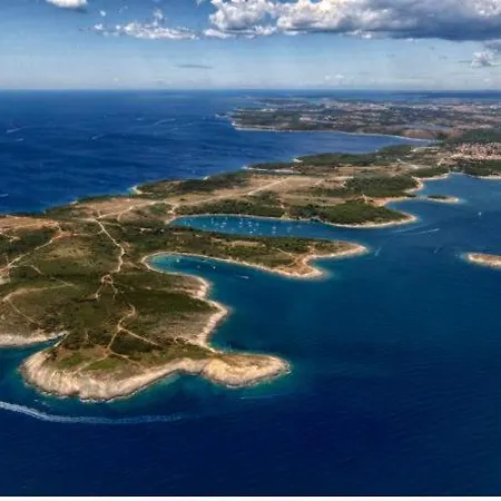 Lina Villa Premantura